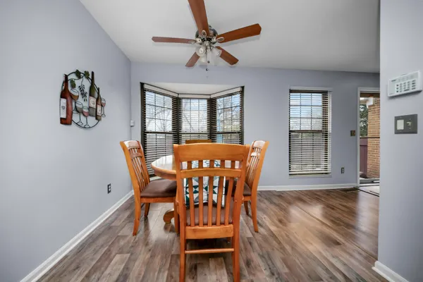 $220,000 | 31260 Country Way, Farmington Hills, MI 48331