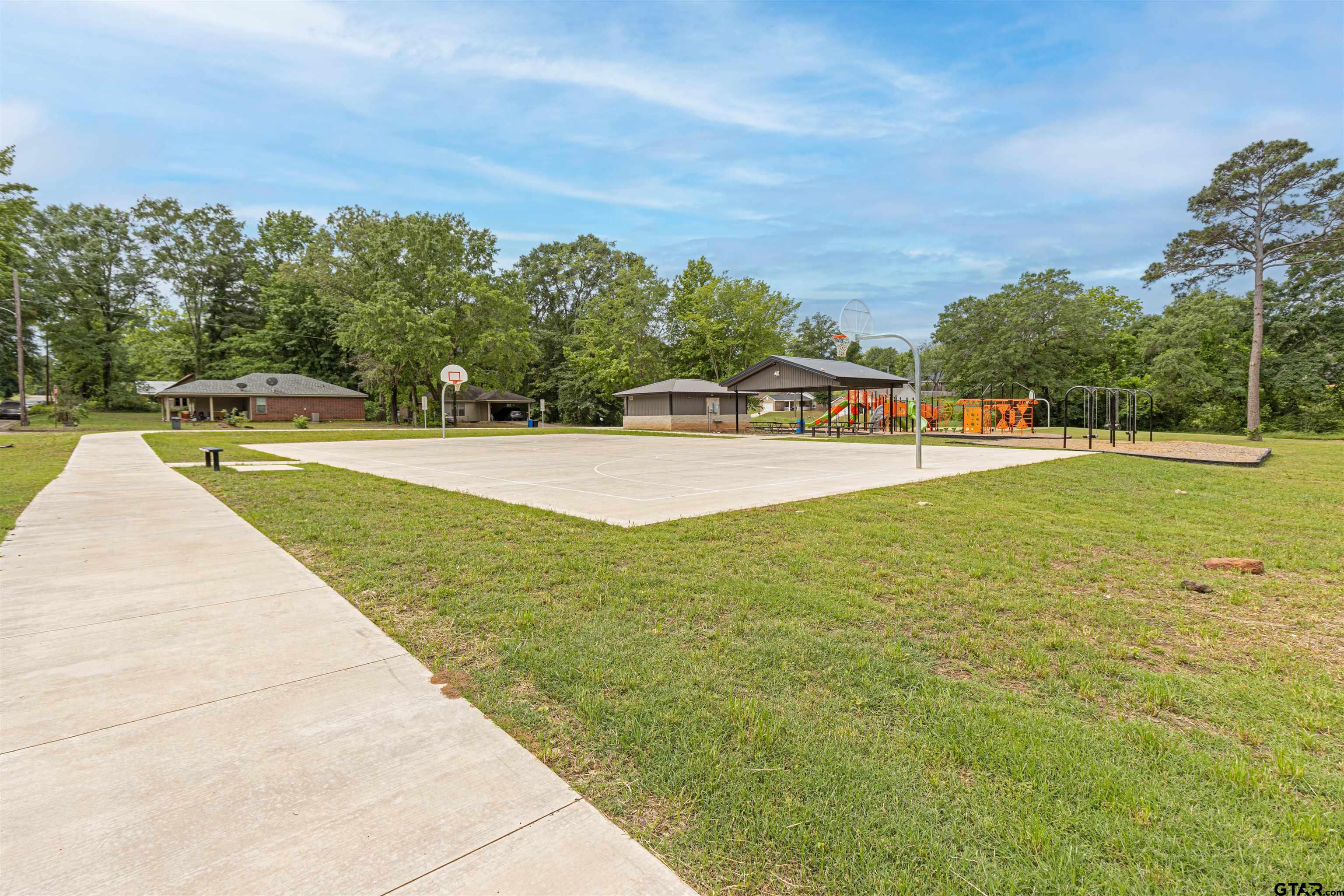 316 Polk Street Gilmer, TX 75644 - Photo 26 of 28