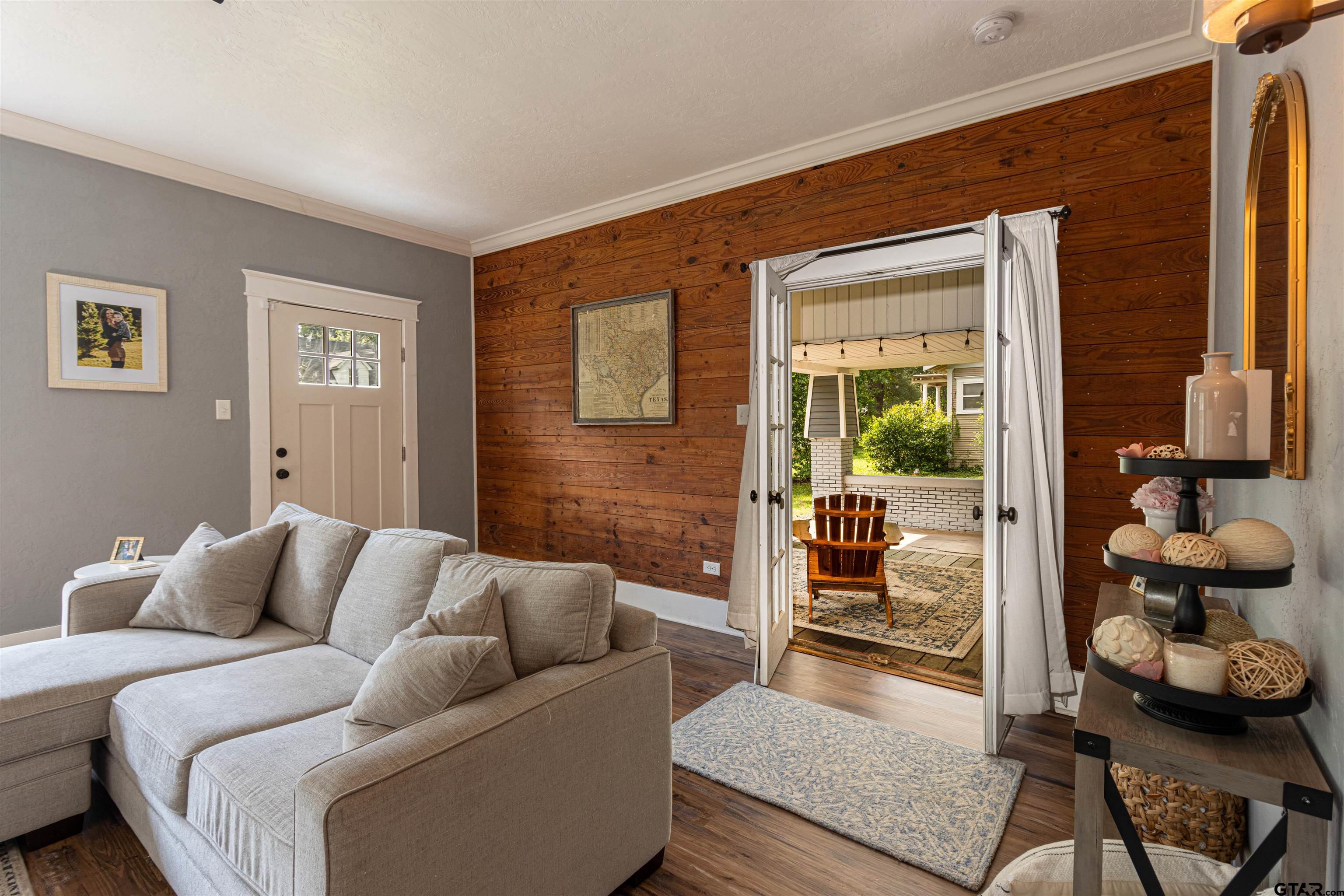 316 Polk Street Gilmer, TX 75644 - Photo 10 of 28