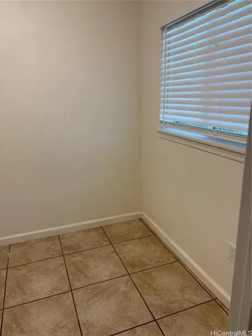 $1,950 | 66-263 Kamehameha Highway, Haleiwa, HI 96712