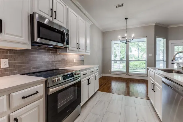 $429,900 | 2800 Saratoga Drive, Rockwall, TX 75087