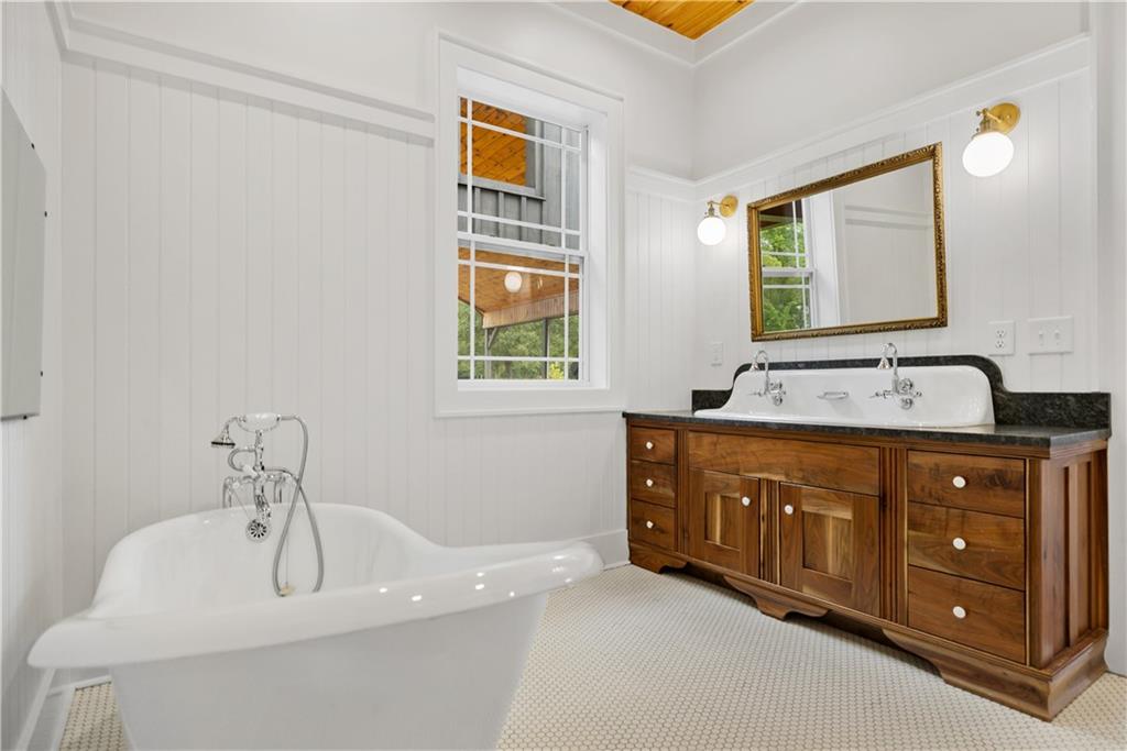 1577 Livingston Road Southwest Rome, GA 30161 - Photo 19 of 71 Gallery Image 19