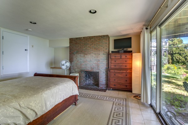 4 Davis Road Marblehead, MA 01945 - Photo 16 of 30 Gallery Image 16