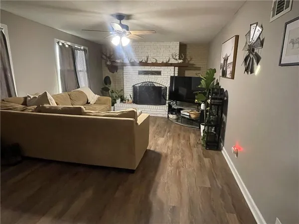 $199,900 | 305 Wilson Boulevard, Richmond, MO 64085
