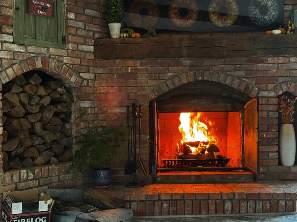 272 Eastford Road Southbridge, MA 01550 - Photo 6 of 7