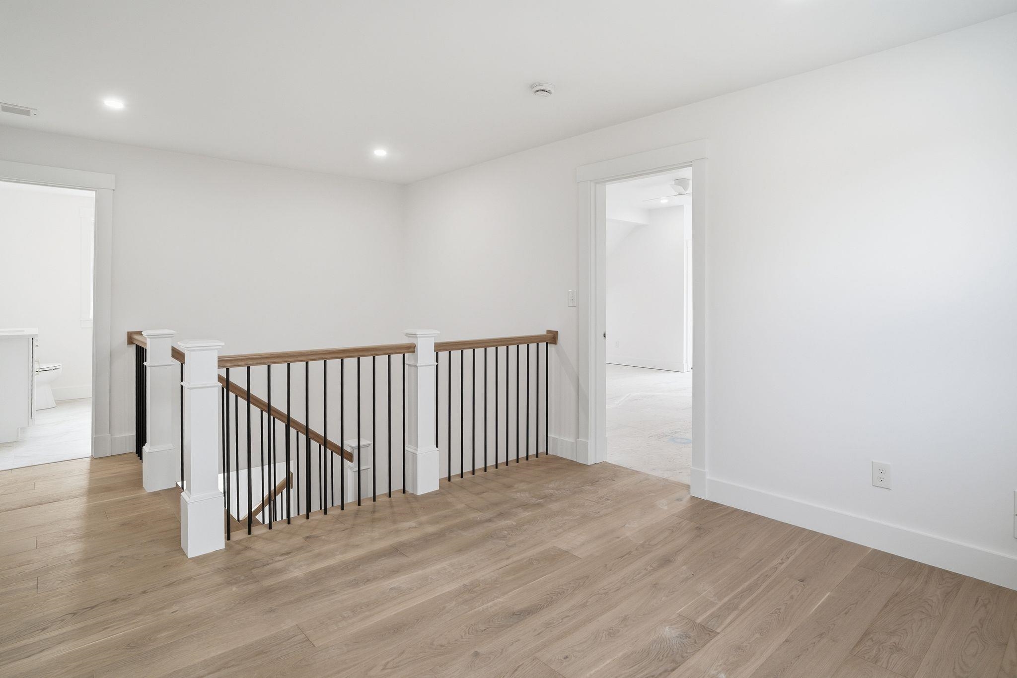 68 Farmington Road Nashua, NH 03060 - Photo 23 of 45