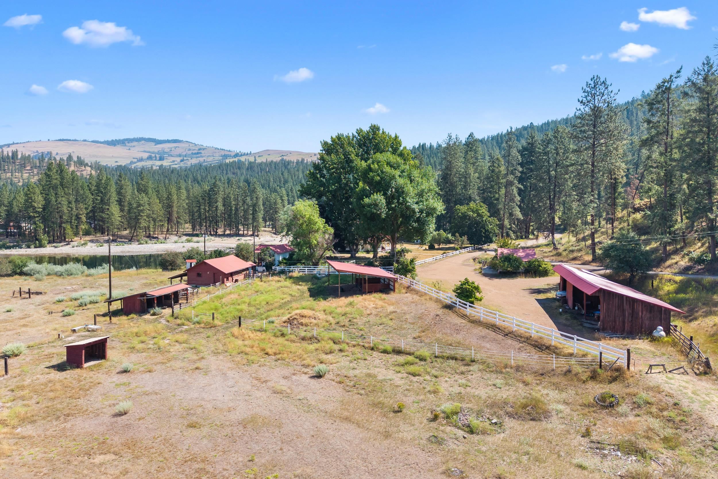 2339 Kettle River Road Kettle Falls, WA 99141 - Photo 21 of 42