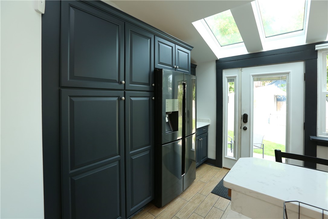 27 Rowley Street Rochester, NY 14607 - Photo 15 of 50