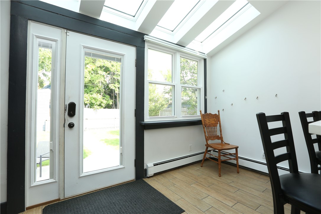 27 Rowley Street Rochester, NY 14607 - Photo 16 of 50