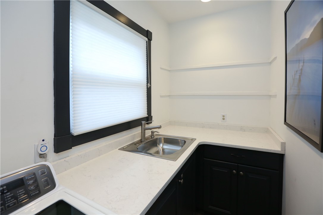 27 Rowley Street Rochester, NY 14607 - Photo 18 of 50