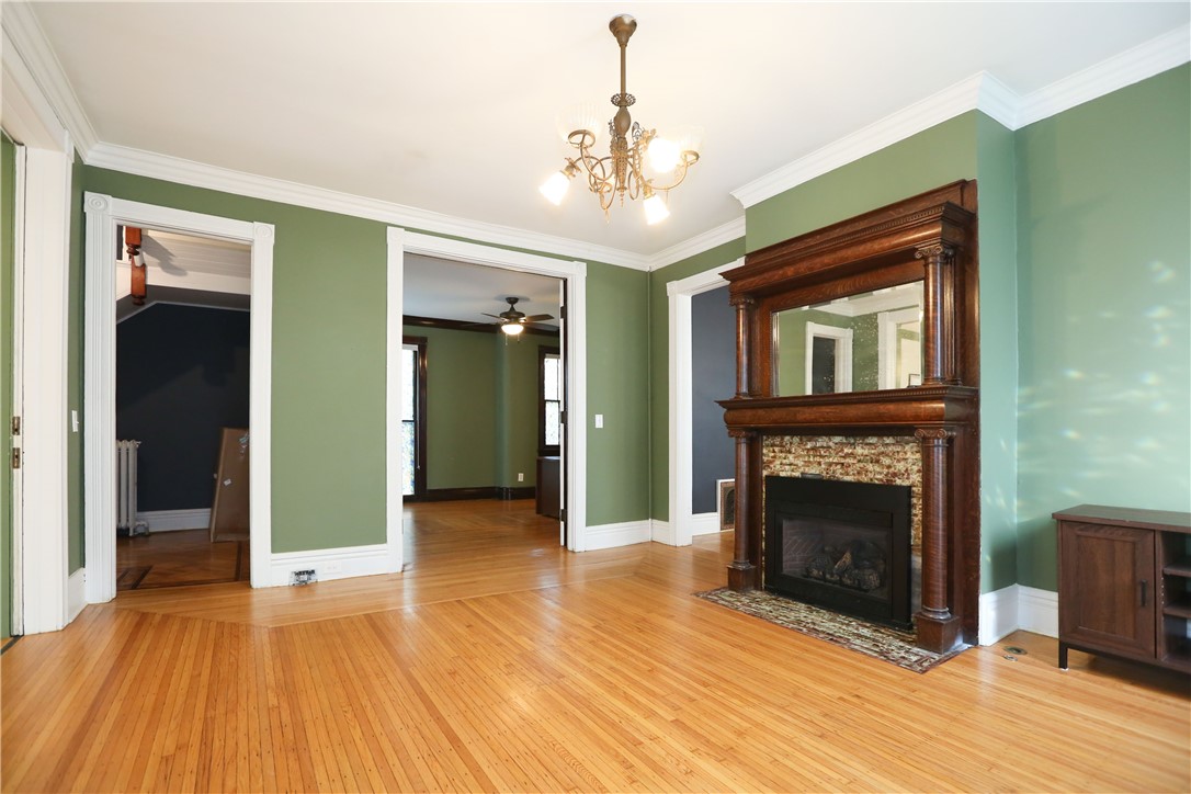 27 Rowley Street Rochester, NY 14607 - Photo 8 of 50