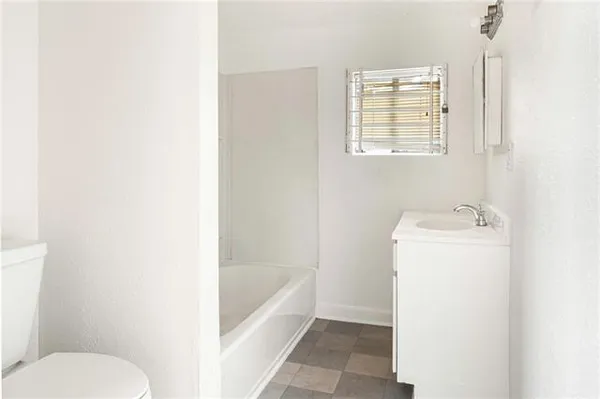 $1,800 | 924 Kentucky Street, New Orleans, LA 70117