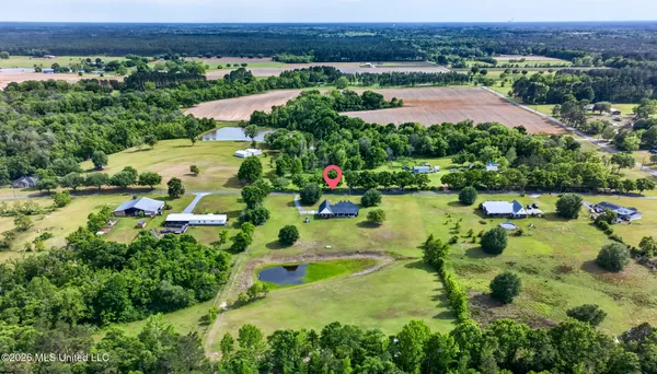 $535,000 | 6819 Pinetop Road, Lucedale, MS 39452