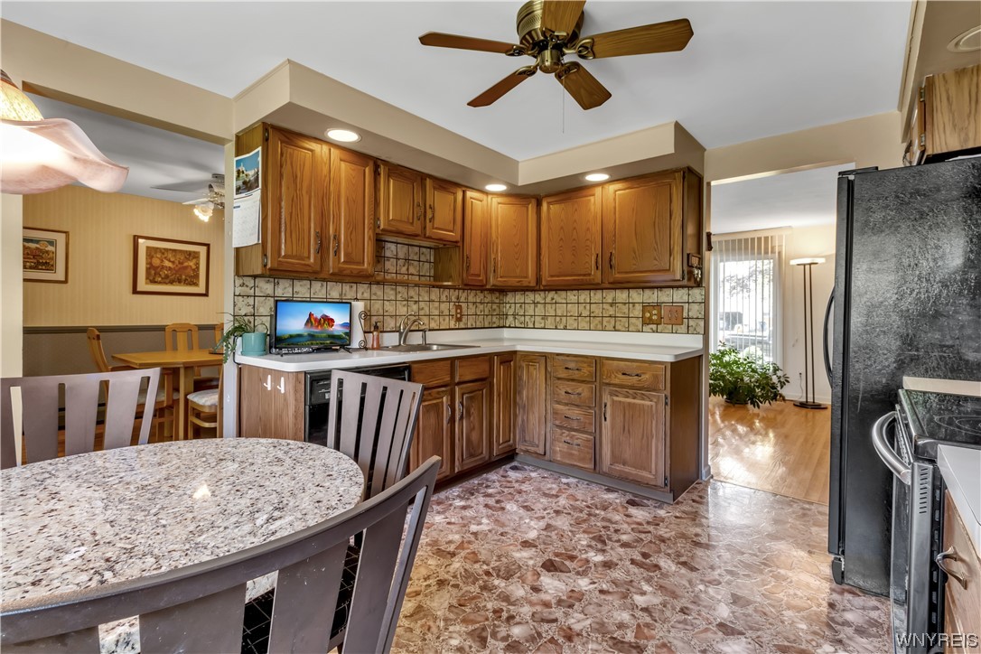 65 Segsbury Road Amherst, NY 14221 - Photo 12 of 37