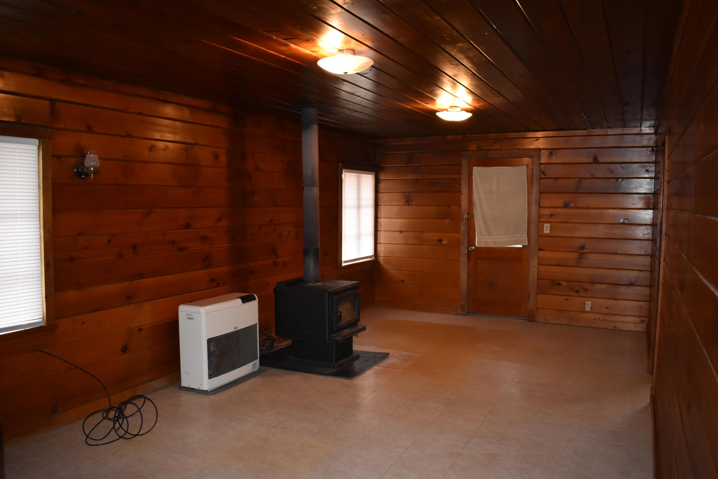 1481 Morgan Hill Road Hayfork, CA 96041 - Photo 12 of 24 DSC_0103