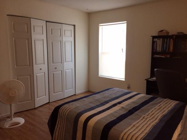 1402 Camp Road, Unit 14B Charleston, SC 29412 - Photo 4 of 7 14b bedroom 2