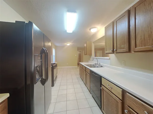 $1,950 | 4906 Black Rock Street, Baytown, TX 77521