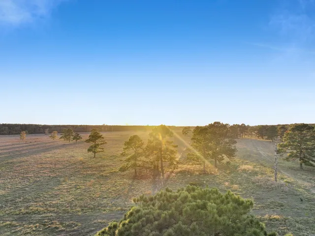 $4,942,500 | 2058 County Road 2058, Hull, TX 77564