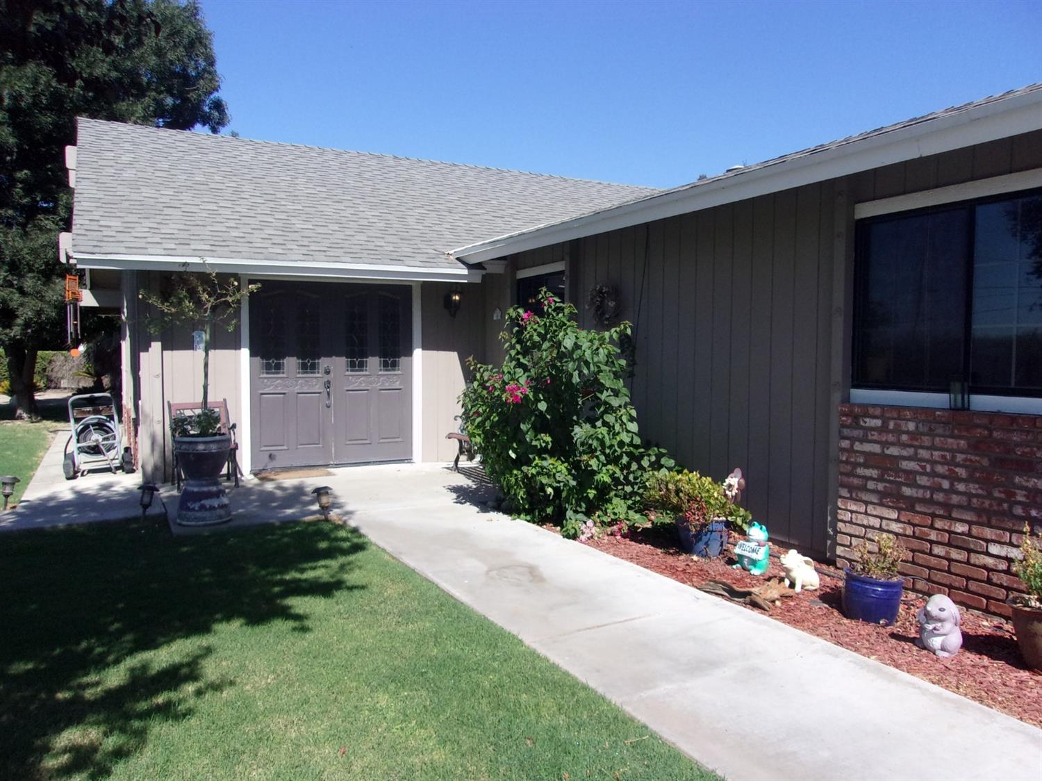 14570 Hanford Armona Road Hanford, CA 93230 - Photo 3 of 51 Gallery Image 3