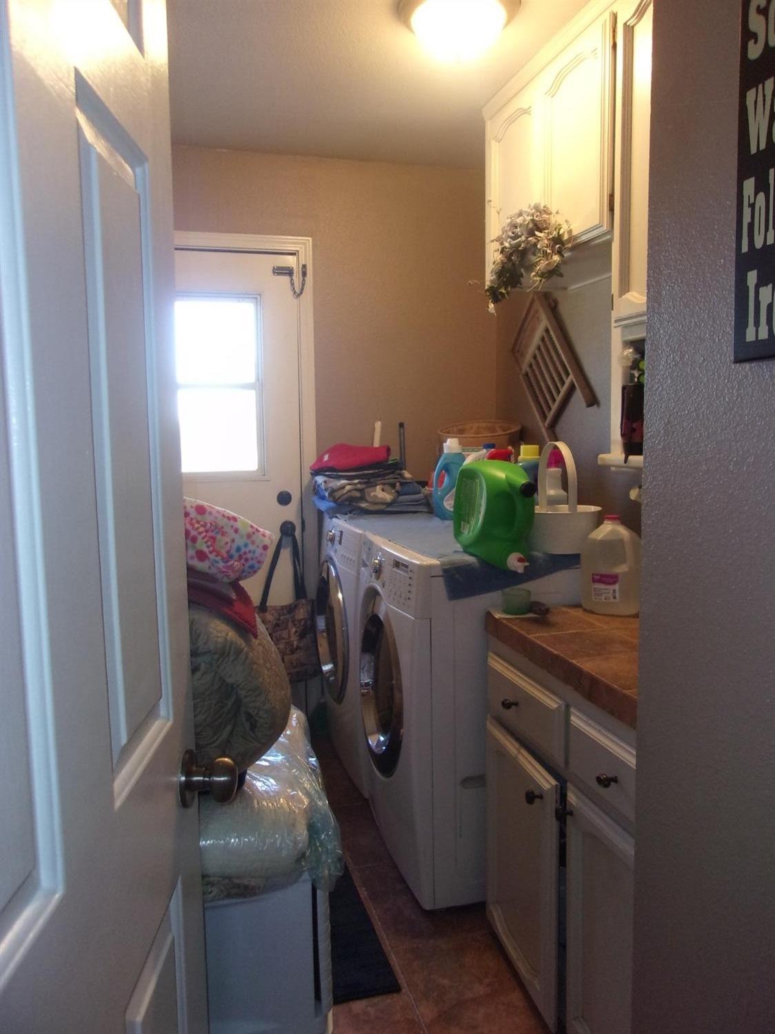 14570 Hanford Armona Road Hanford, CA 93230 - Photo 26 of 51 Gallery Image 26