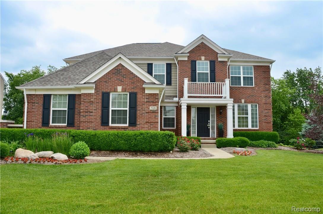 7026 Oakhurst Ridge Road Clarkston, MI 48348 - Photo 1 of 30 Oakridge1.jpg