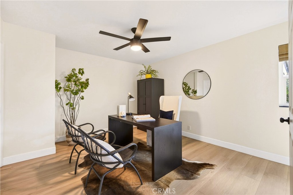 1070 South Road Runner Road Anaheim, CA 92807 - Photo 22 of 49