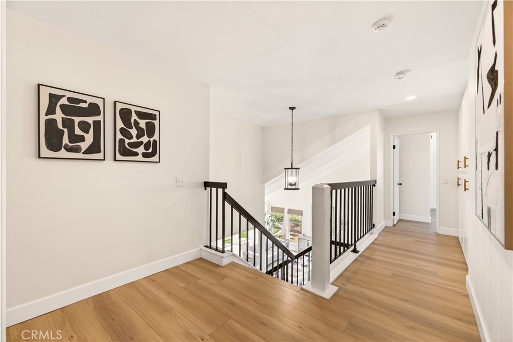 1070 South Road Runner Road Anaheim, CA 92807 - Photo 29 of 49