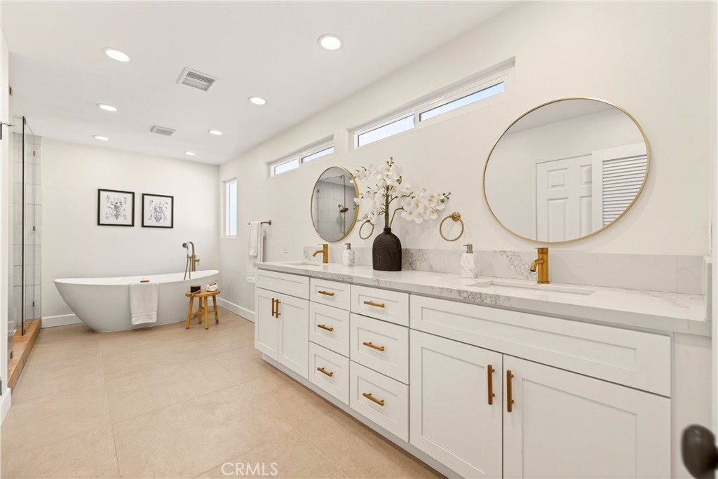 1070 South Road Runner Road Anaheim, CA 92807 - Photo 32 of 49