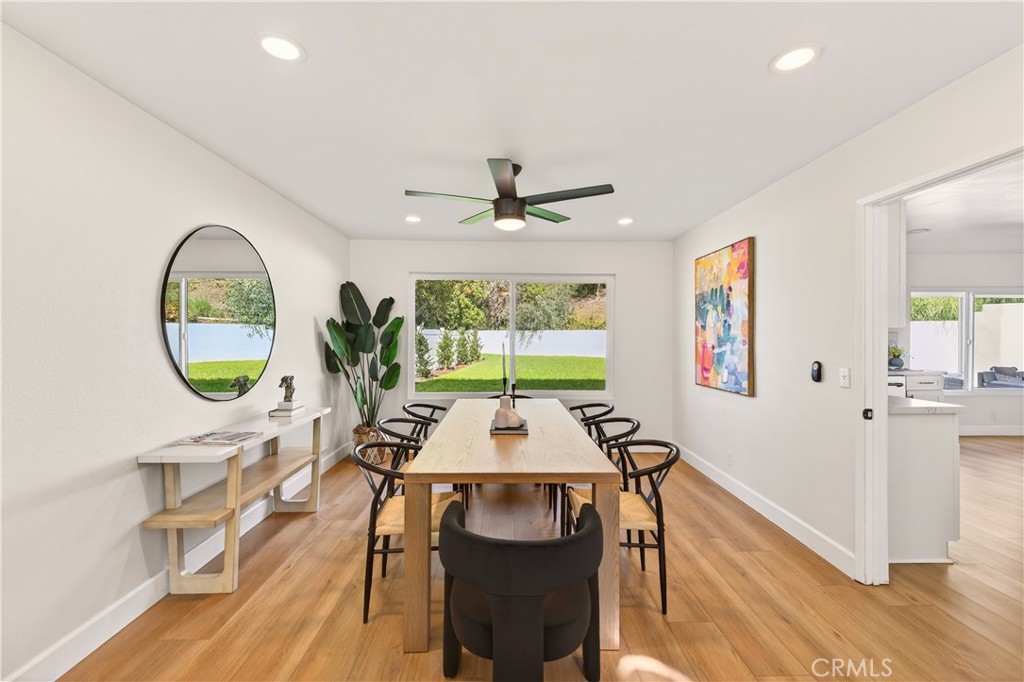 1070 South Road Runner Road Anaheim, CA 92807 - Photo 4 of 49