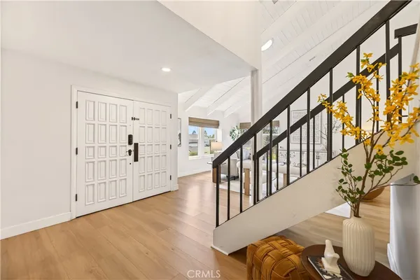 $1,699,000 | 1070 South Road Runner Road, Anaheim, CA 92807