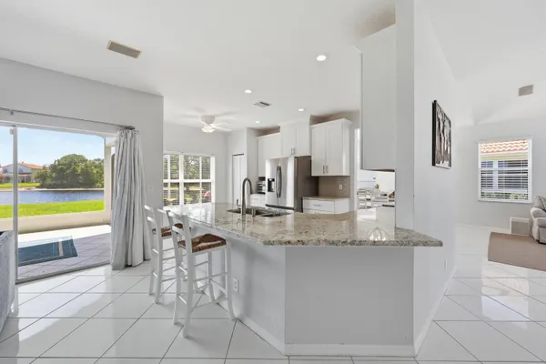 $599,500 | 4956 Southeast Mariner Village Lane, Stuart, FL 34997