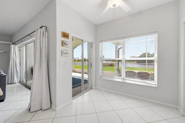 $599,500 | 4956 Southeast Mariner Village Lane, Stuart, FL 34997