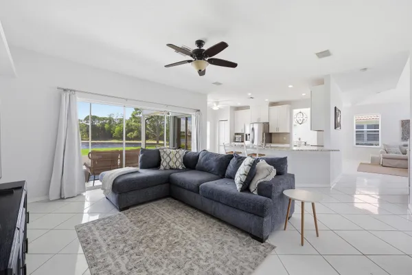 $599,500 | 4956 Southeast Mariner Village Lane, Stuart, FL 34997