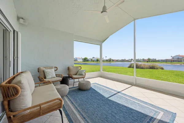 $599,500 | 4956 Southeast Mariner Village Lane, Stuart, FL 34997