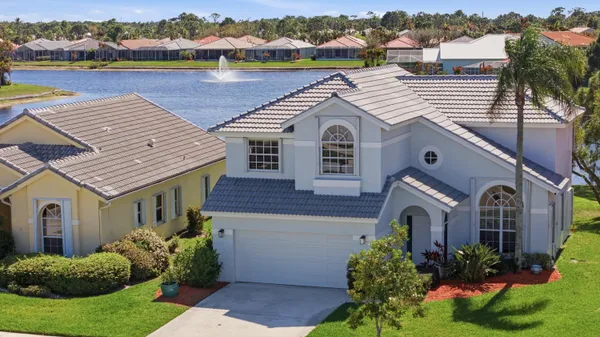 $599,500 | 4956 Southeast Mariner Village Lane, Stuart, FL 34997