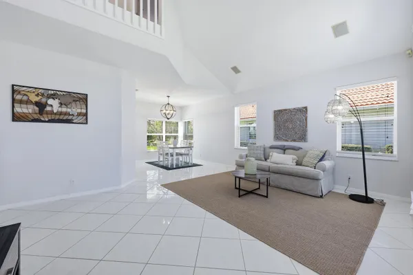 $599,500 | 4956 Southeast Mariner Village Lane, Stuart, FL 34997