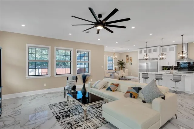 $899,000 | 7045 West End Boulevard, New Orleans, LA 70124