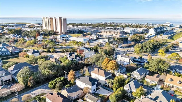 $899,000 | 7045 West End Boulevard, New Orleans, LA 70124