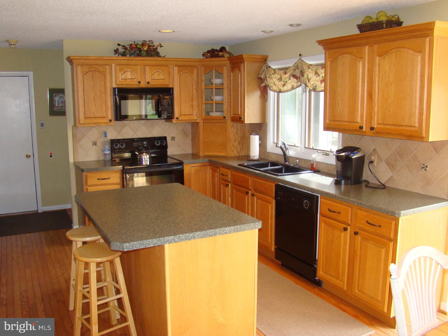 1068 Country Club Road West Chester, PA 19382 - Photo 10 of 24 Gallery Image 10
