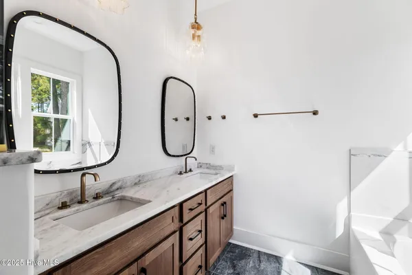 $850,000 | 613 Riverwood Drive Southeast, Bolivia, NC 28422