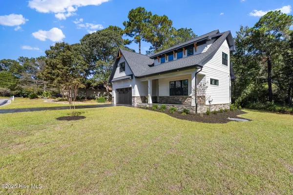 $850,000 | 613 Riverwood Drive Southeast, Bolivia, NC 28422