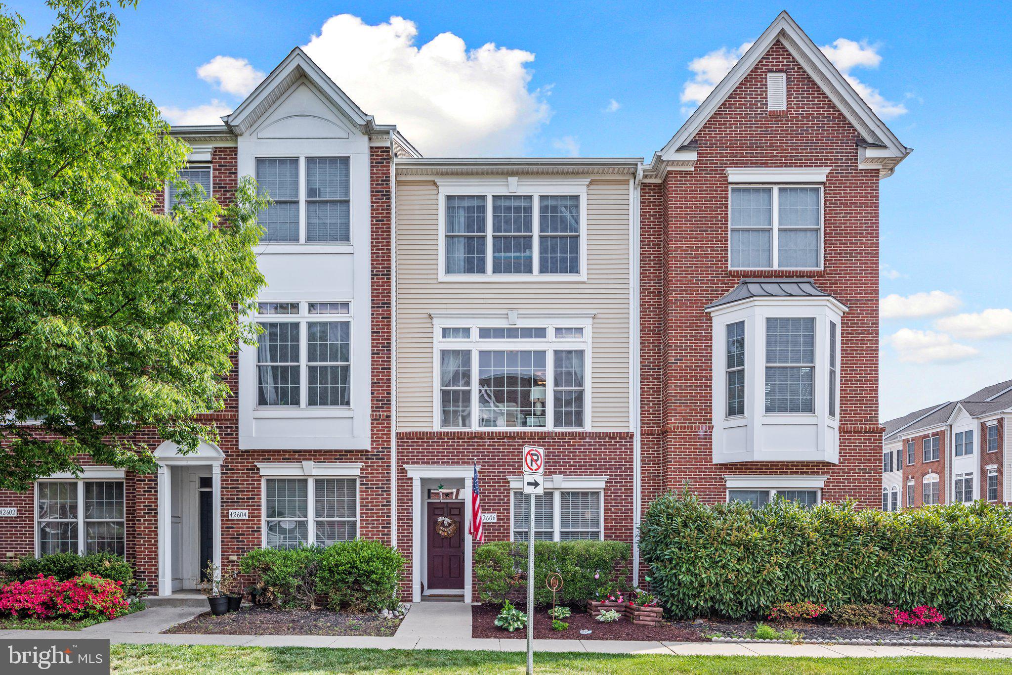 42606 Pine Forest Drive Chantilly, VA 20152 - Photo 1 of 24 Welcome Home!