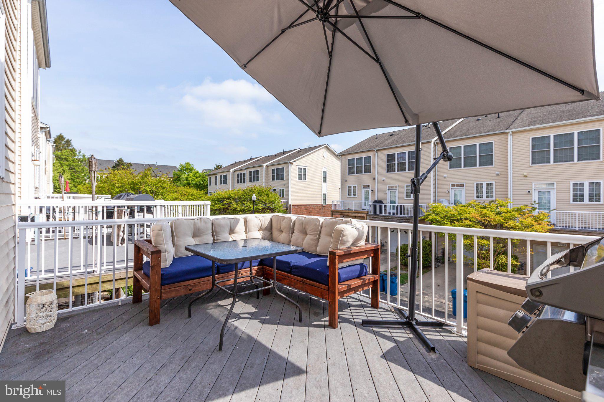 42606 Pine Forest Drive Chantilly, VA 20152 - Photo 11 of 24 Extra large Composite Deck with Custom Furniture!