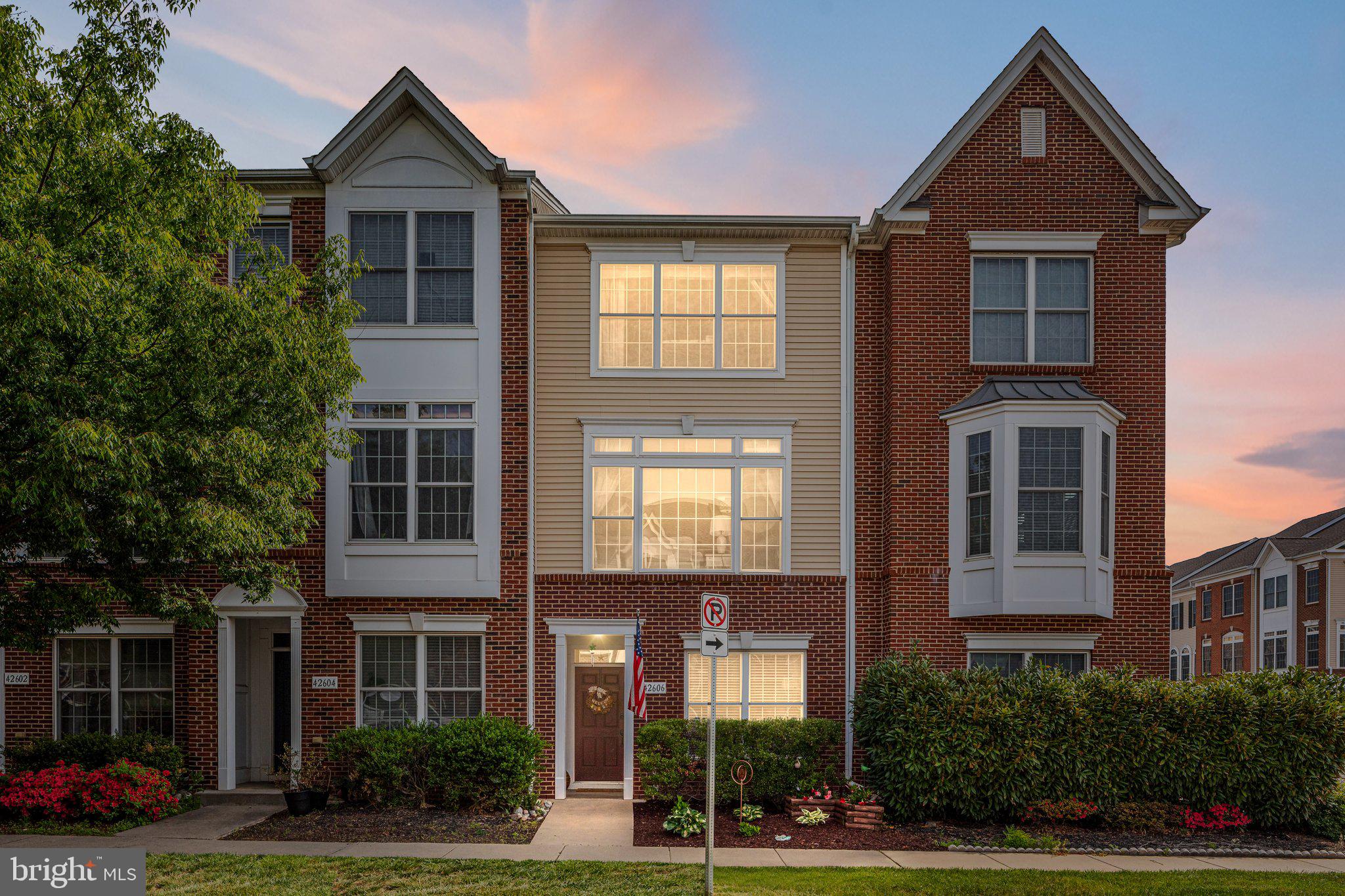 42606 Pine Forest Drive Chantilly, VA 20152 - Photo 24 of 24 Welcome Home!