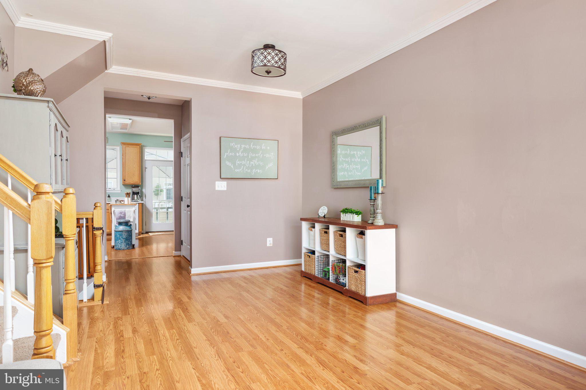 42606 Pine Forest Drive Chantilly, VA 20152 - Photo 8 of 24 Make this area your own!