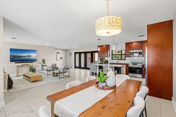 $1,025,000 | 213 River Road, Satellite Beach, FL 32937
