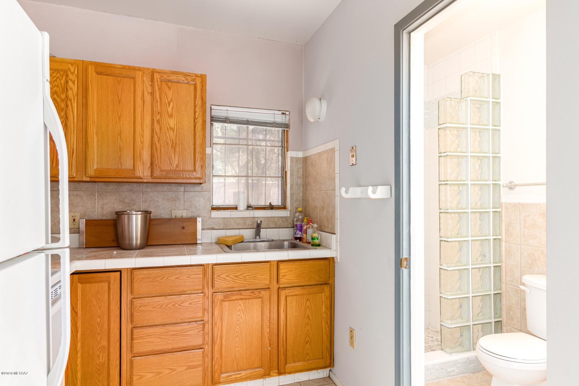 300 North Country Club Road Tucson, AZ 85716 - Photo 31 of 36
