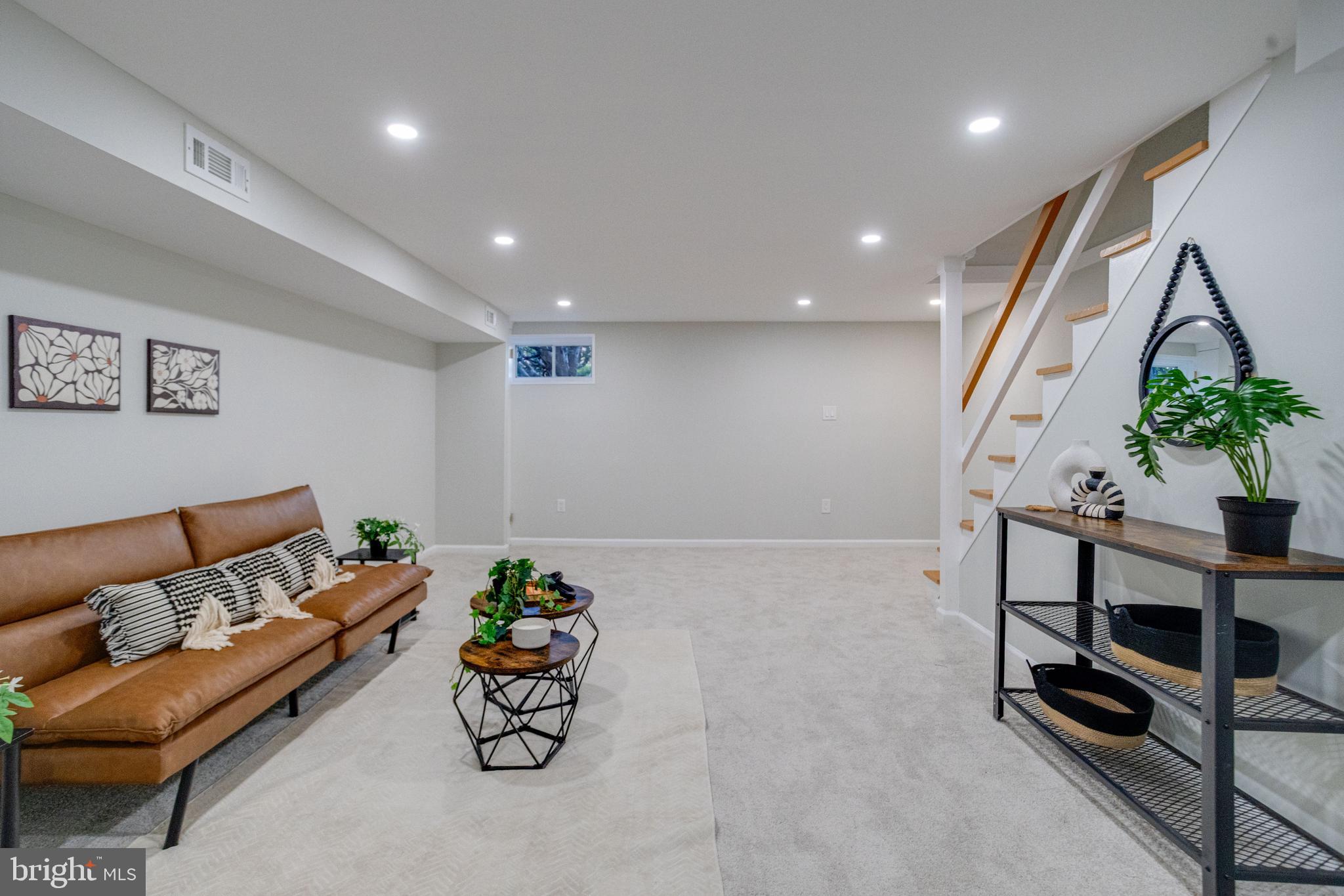 4806 Greencrest Road Baltimore, MD 21206 - Photo 37 of 57