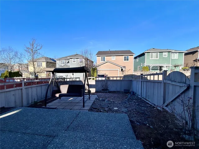 $3,550 | 2541 Northeast Jewell Lane, Issaquah, WA 98029