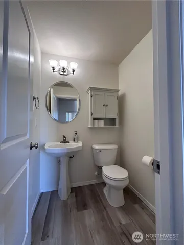 $3,650 | 2541 Northeast Jewell Lane, Issaquah, WA 98029